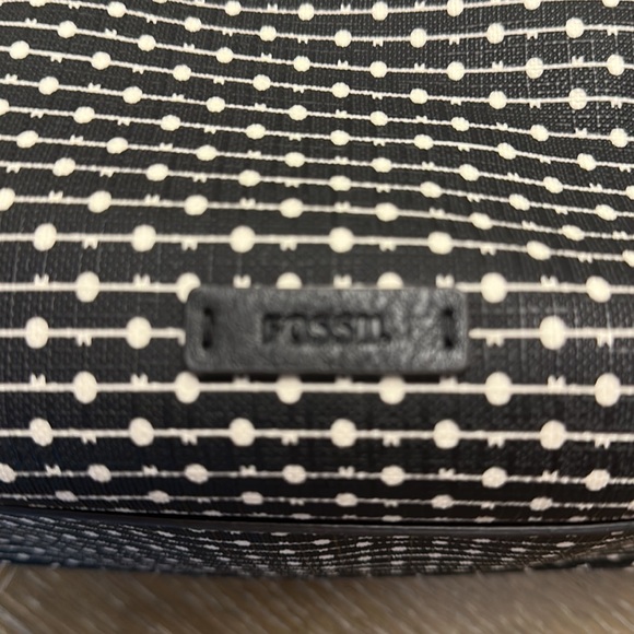 💗FOSSIL💗 - Picture 4 of 8